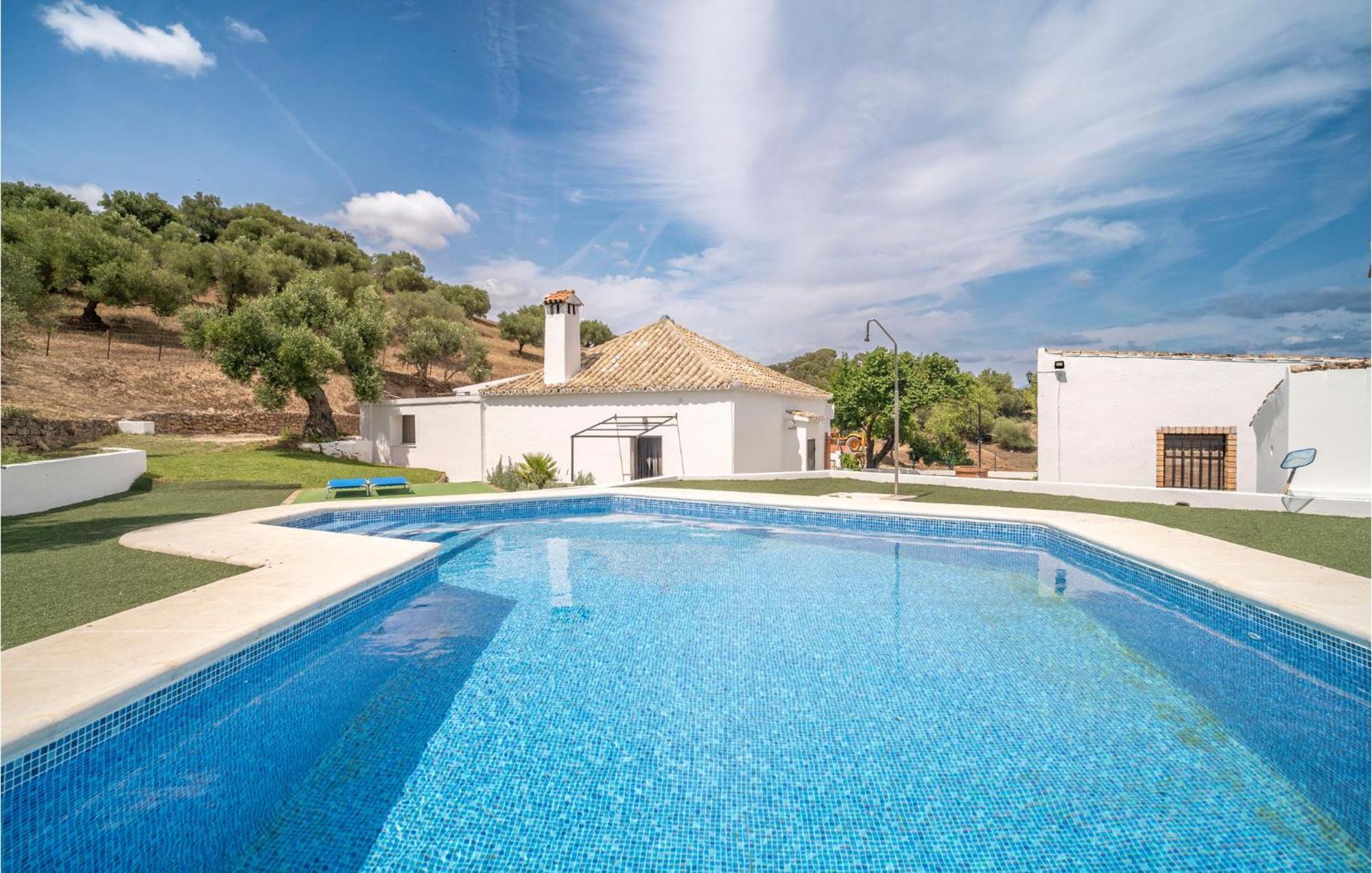 Beautiful Home In Algar With Indoor Swimming Pool المظهر الخارجي الصورة